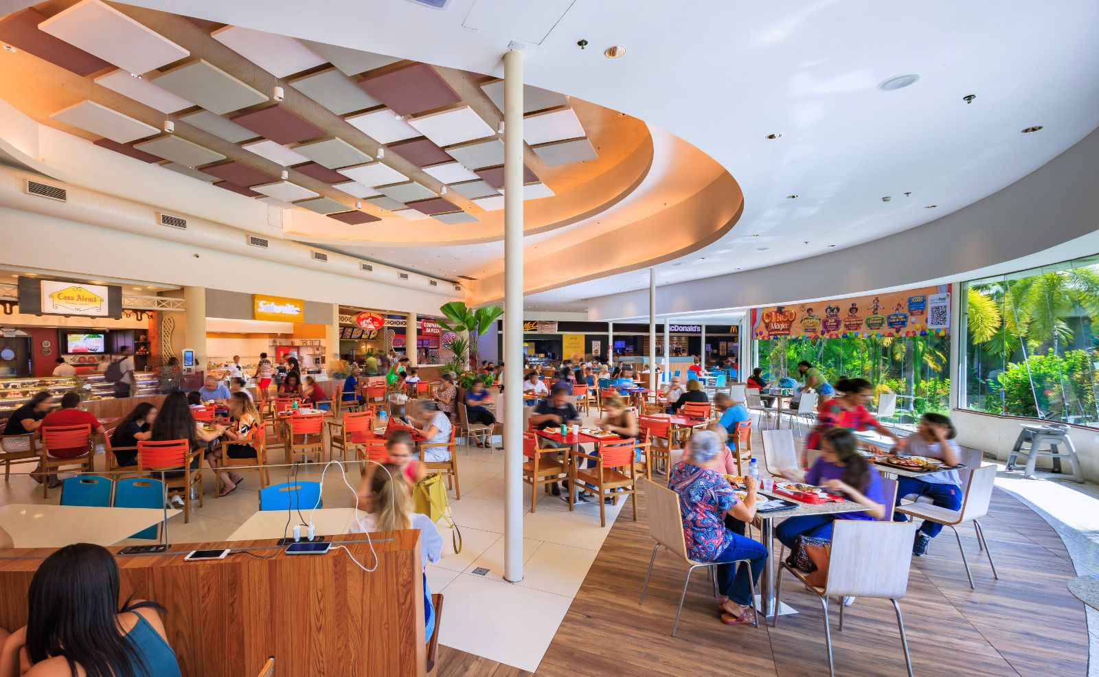 Shopping Jardins: compras, lazer e conveniência encontram-se perto de você